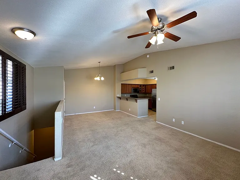 1621 Queen Victoria St #201 — Photo 6