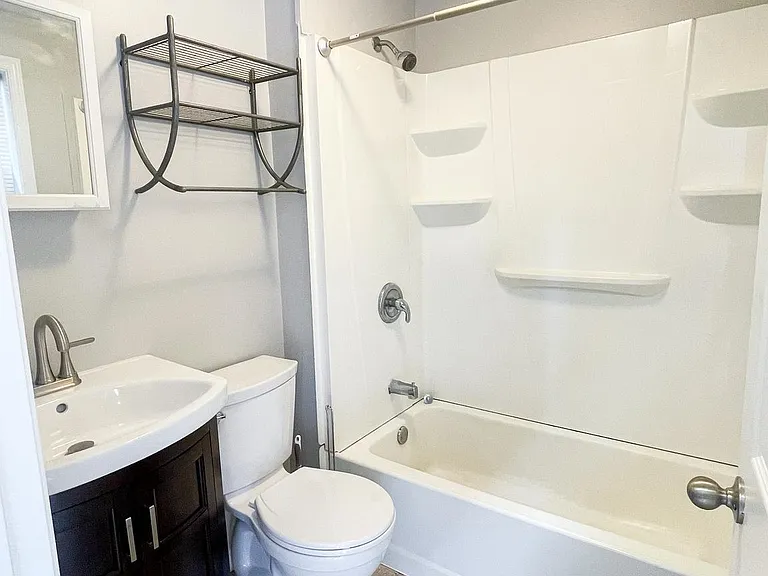 2642 Brown St #1 — Photo 10