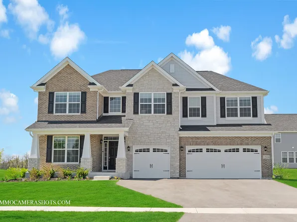 12504 S Cherry Blossom Blvd, Plainfield, IL 60585