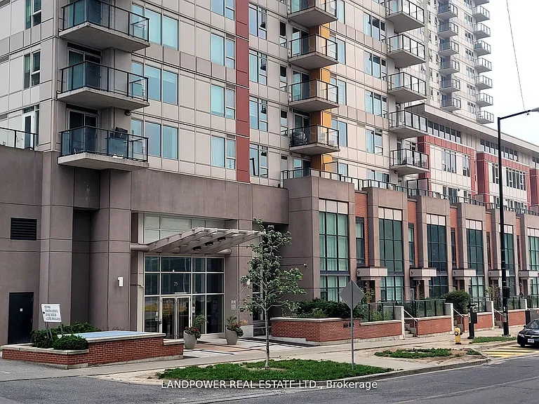 25 Town Centre Ct #UPH07 — Photo 2