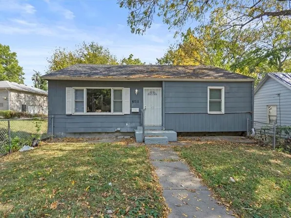 6711 Askew Ave, Kansas City, MO 64132