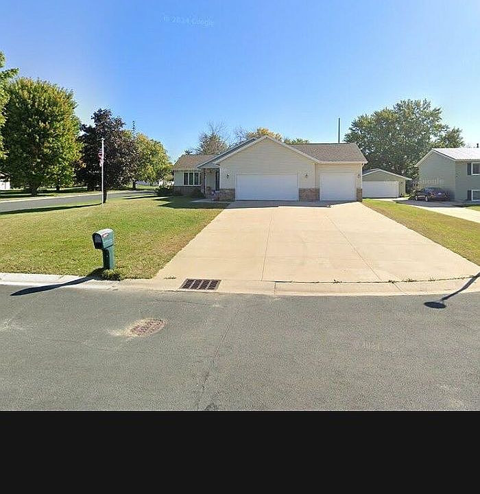 1st image of 713 Mlinar Ave