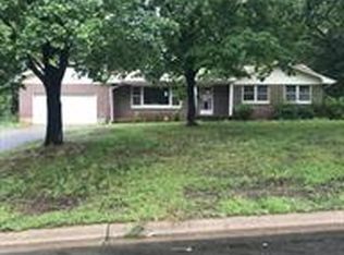 812 W Madison St, Lebanon, MO 65536
