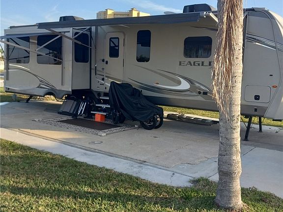 3rd image of 19681 Summerlin Rd #C344