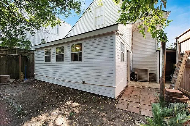 715 Webster St #2 — Photo 5