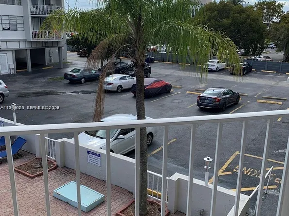 16740 NE 9th Ave, North Miami Beach, FL