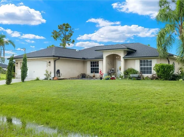1125 Calmar AVE, LEHIGH ACRES, FL 33971