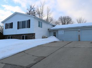 2504 Glacier Ave, Alexandria, MN 56308