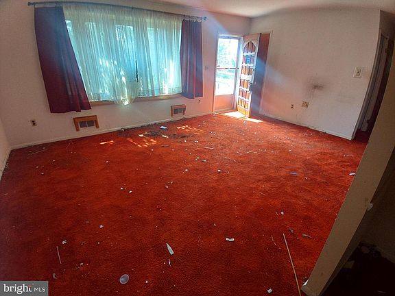 3rd image of 12711 Jean Way