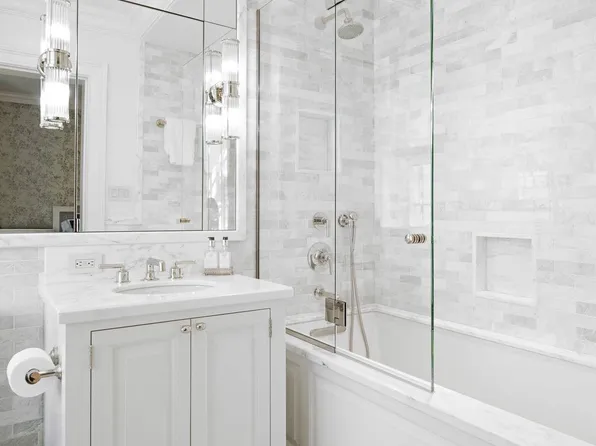 730 Park Avenue image 21 of 24