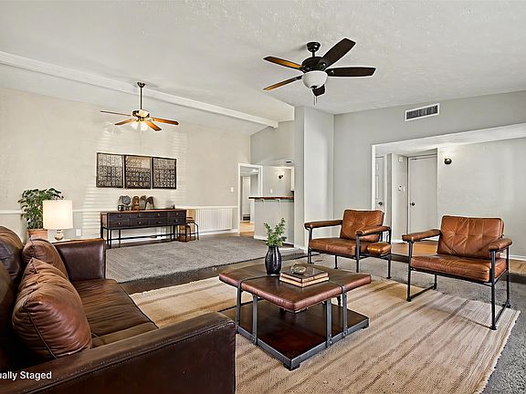 4th image of 4208 Campion Ln