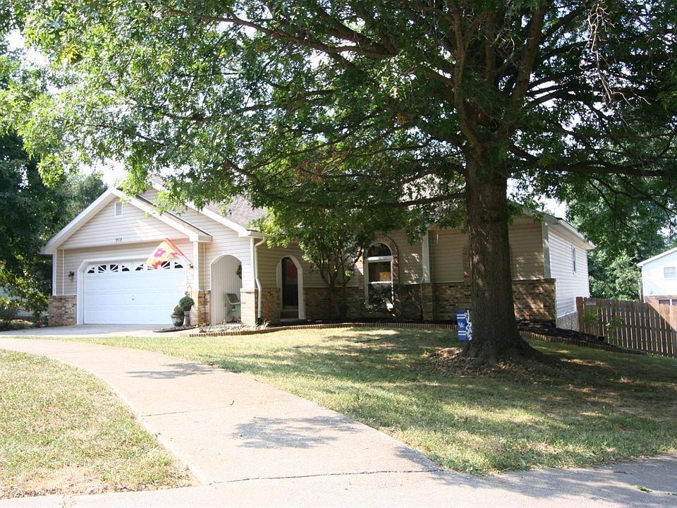 1st image of 908 Stoney Creek Dr