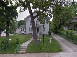 1623 Fairchild Ave, Manhattan, KS 66502