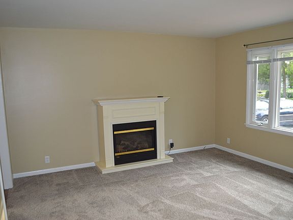 2nd image of 1110 S Shore Dr