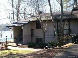 84 Blue Ridge Rd, Lake Toxaway, NC 28747