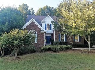 2300 Cobble Creek Ln, Grayson, GA