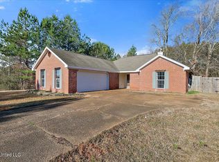 653 Post Oak Pl, Pearl, MS 39208