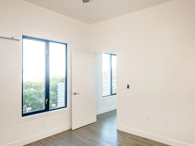 77 Bulkley Ave #7 — Photo 19