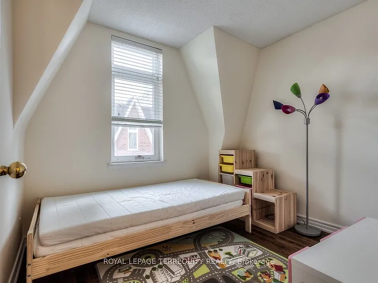 100 Redpath Ave #16 — Photo 12
