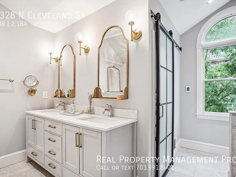 1328 N Cleveland St — Photo 19