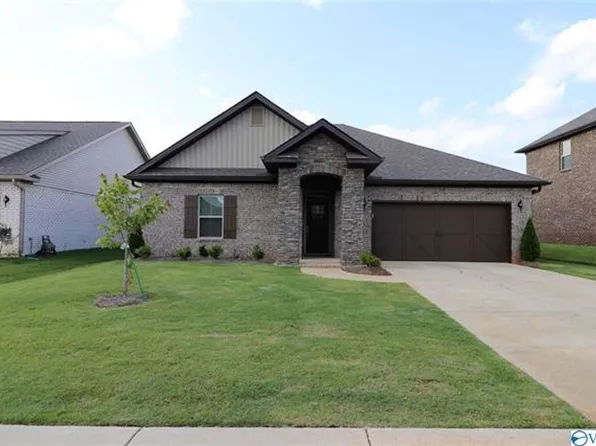 215 Holt St, Meridianville, AL 35759