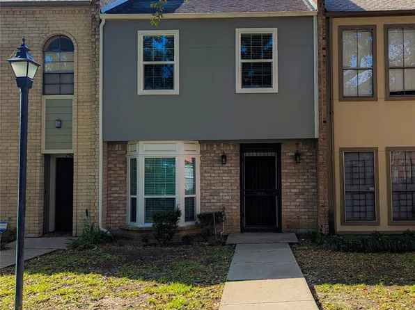 7925 Knight Rd, Houston, TX 77054