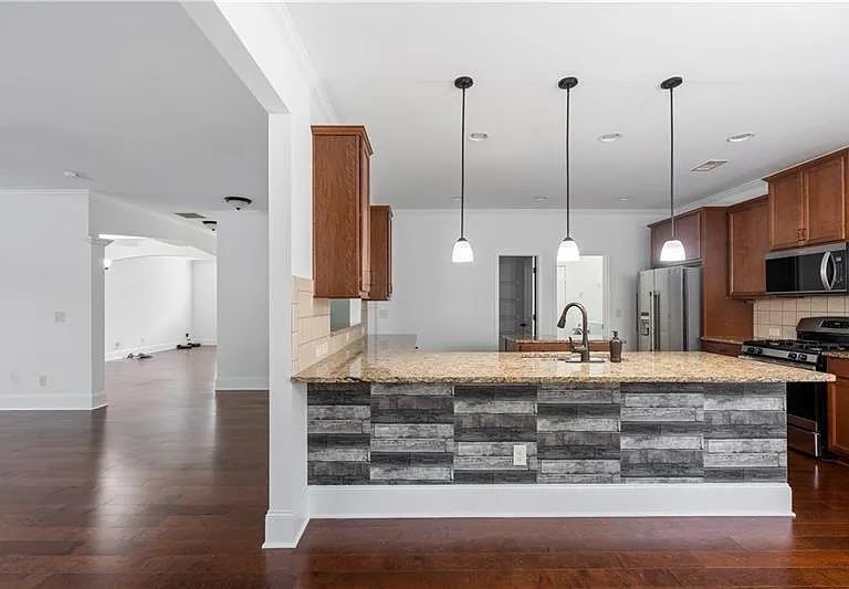 2080 Red Barn Ct — Photo 13