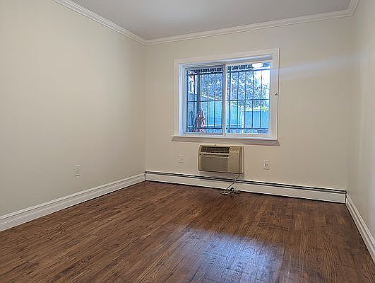 5th image of 1796 Madison Ave APT 1