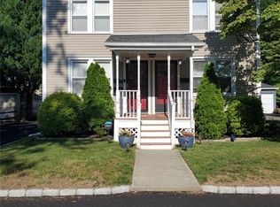 146 Beaumont St, Fairfield, CT 06824