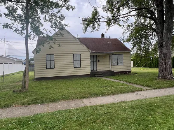 24541 Hass St, Dearborn Heights, MI 48127