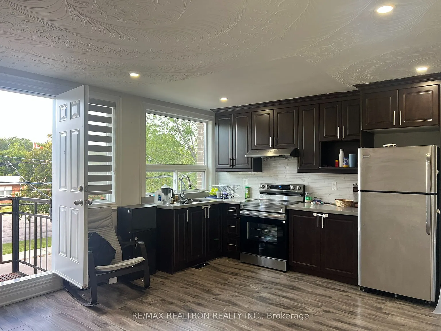 2 bed, $1,899 — Photo 2