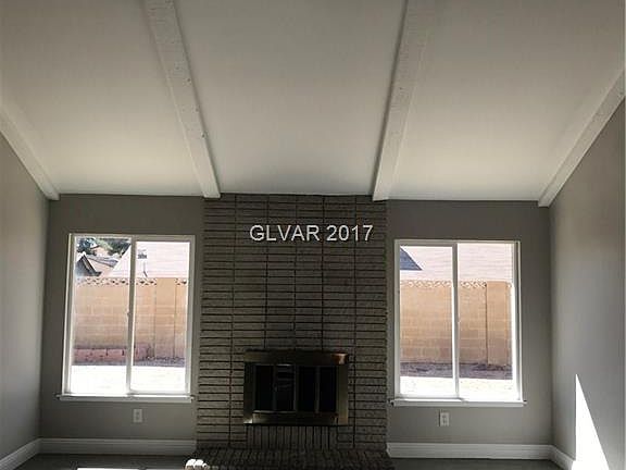 4th image of 4477 Palencia Ave