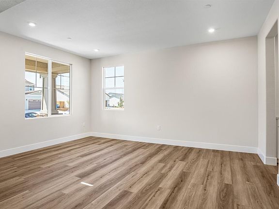5th image of 445 Vanderbilt Drive