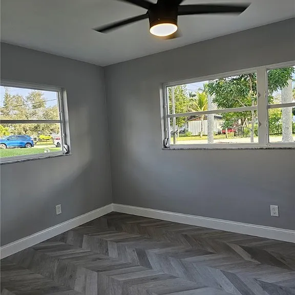 3933 E River Dr — Photo 11
