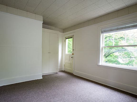 5th image of 2268 NW Johnson St APT 6