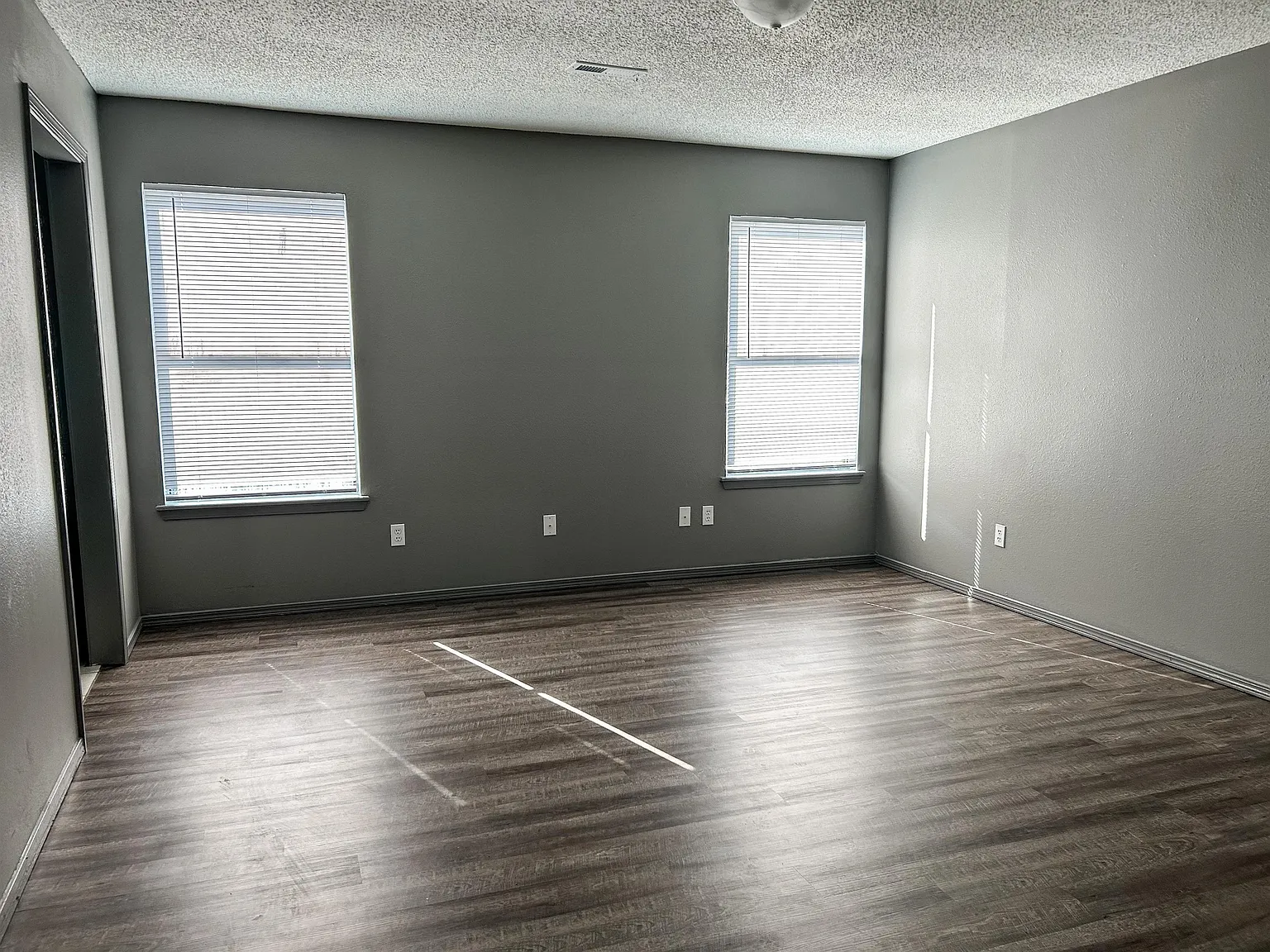 112 Saskatchewan Street - 1 — Photo 3