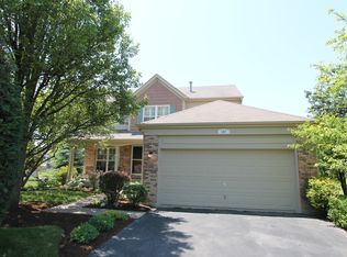 147 Wildflower Ln, Round Lake Beach, IL 60073