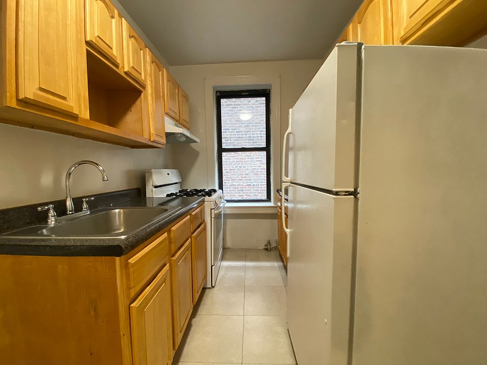 1st image of 3411 34th Ave APT 3D
