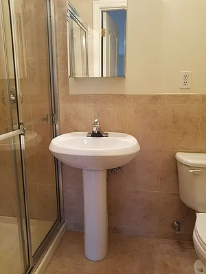 Rented by Calabrese Real Estate | media 6