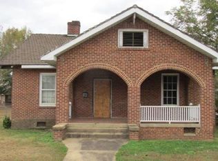 213 Piedmont Ave, Greenwood, SC 29646
