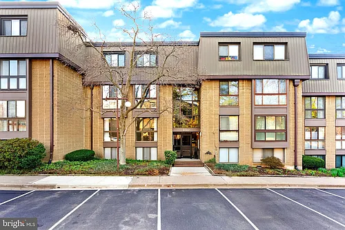 5140 Maris Ave #200 Photo 1