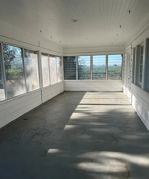 N Lower Sacramento Rd — Photo 18