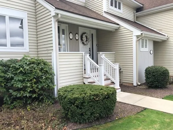 2205 Boston Rd APT B15, Wilbraham, MA 01095