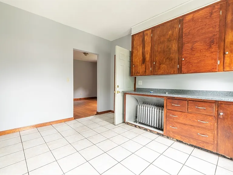 17 Jefferson St #2 — Photo 9