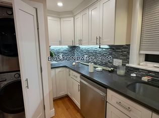 2 Buckingham St #2, Hyde Park, MA 02136