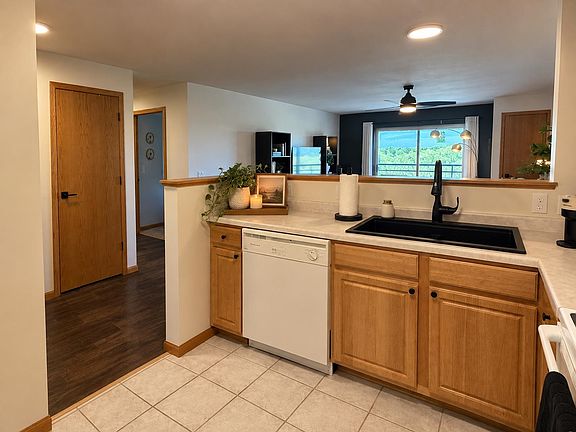 5th image of 102 Prairie Cir #312