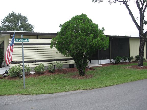 2nd image of 10620 SW 27th Ave Lot 9E