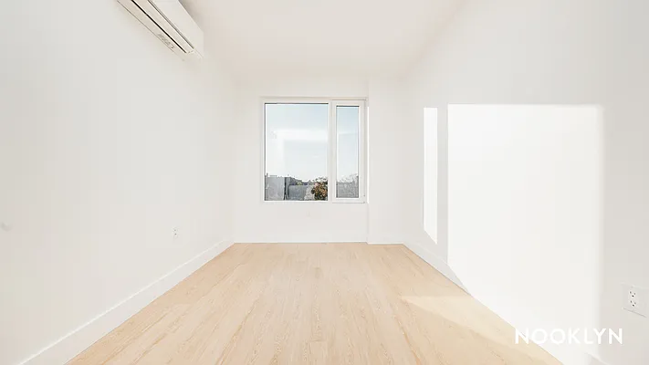 Rented by Nooklyn NYC LLC | media 65