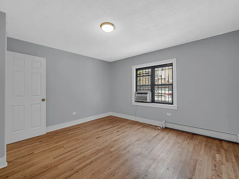 2620 W Foster Ave #1 — Photo 16