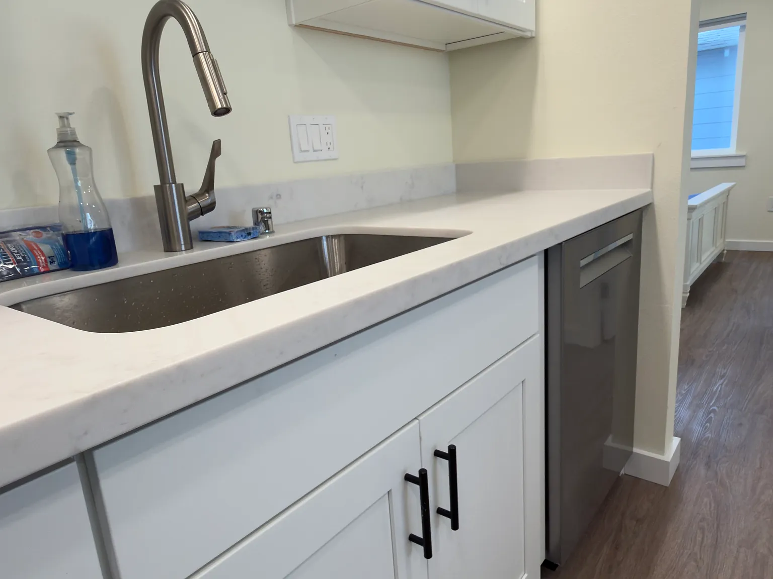 1 bed, 500 sqft, $2,250 — Photo 2